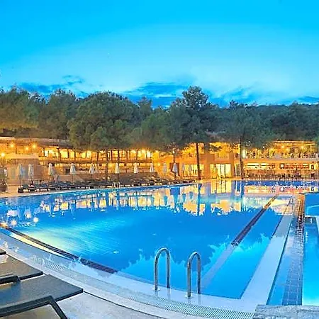 Bodrum Park אתר נופש 4*