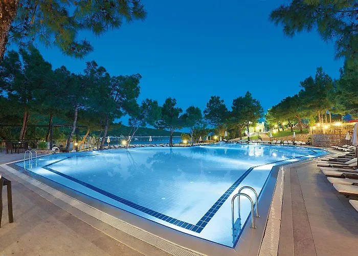 Bodrum Park Herşey Dahil 4* Yalıçiftlik